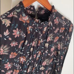 Rachel Zoe. Size 2, fits like a 4. Great with tall boots. Worn once.